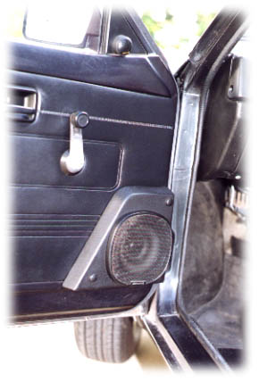pass_door_splits.jpg - 29281 Bytes